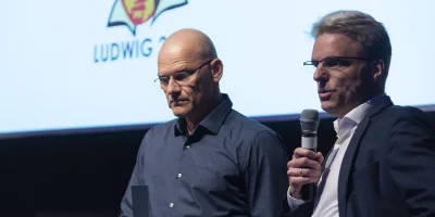 Martin Schulze übergibt „Ludwig 2022“ in der Kategorie Humanist